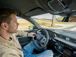 Autoabo Porsche Bank bearbeitet